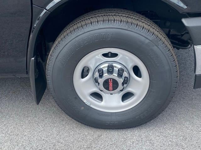 2025 GMC Savana Cargo 3500 Base