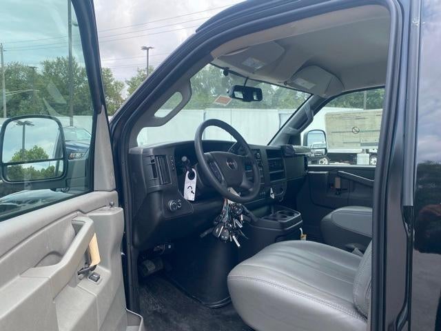 2025 GMC Savana Cargo 3500 Base