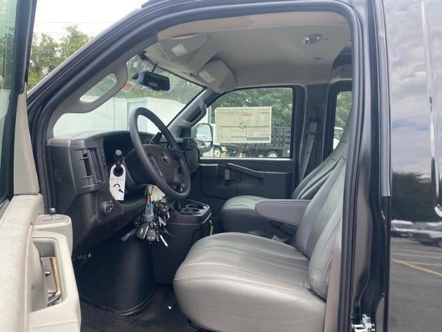 2025 GMC Savana Cargo 3500 Base