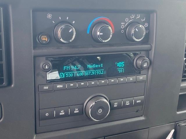 2025 GMC Savana Cargo 3500 Base