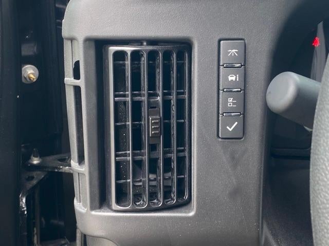 2025 GMC Savana Cargo 3500 Base