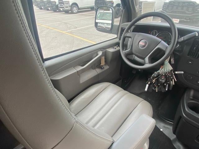 2025 GMC Savana Cargo 3500 Base