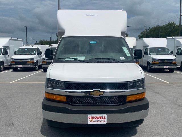 2025 Chevrolet Express Cutaway 3500 Base