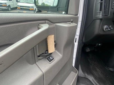 2025 Chevrolet Express Cutaway 3500 Base