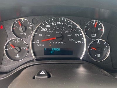 2025 Chevrolet Express Cutaway 3500 Base