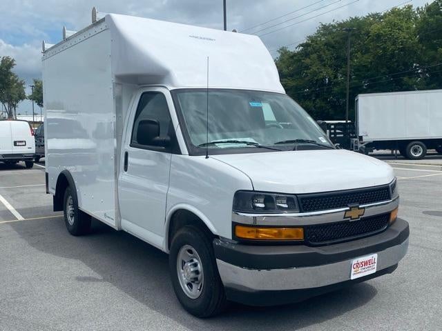 2025 Chevrolet Express Cutaway 3500 Base