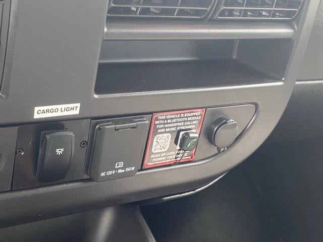 2025 Chevrolet Express Cutaway 3500 Base