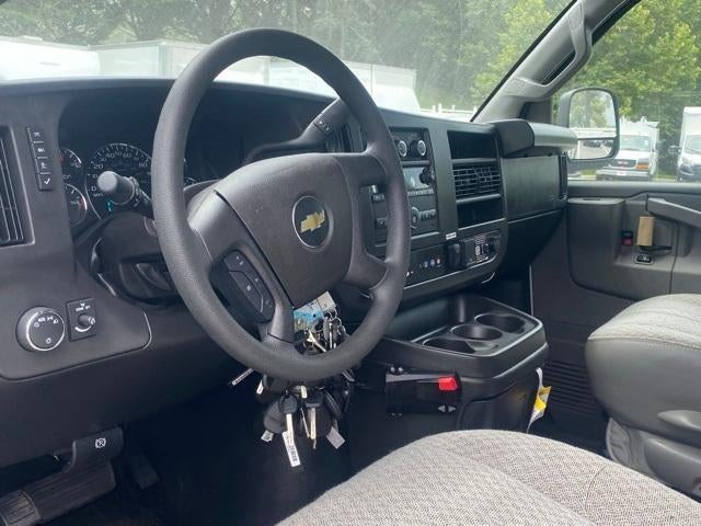 2025 Chevrolet Express Cutaway 3500 Base