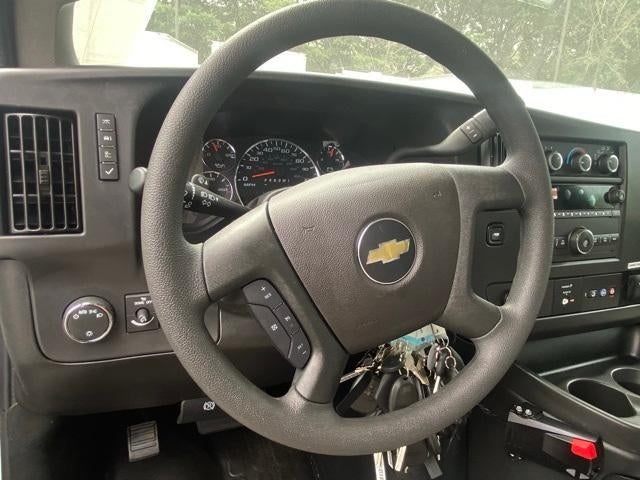 2025 Chevrolet Express Cutaway 3500 Base