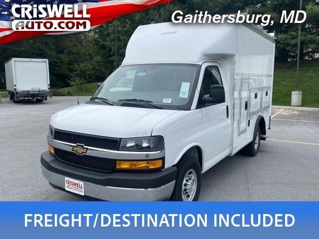 2025 Chevrolet Express Cutaway 3500 Base