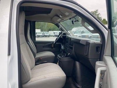 2025 Chevrolet Express Cutaway 3500 Base