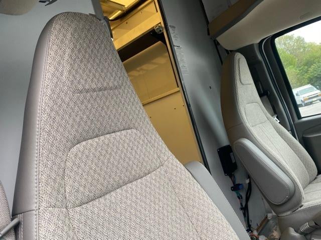 2025 Chevrolet Express Cutaway 3500 Base