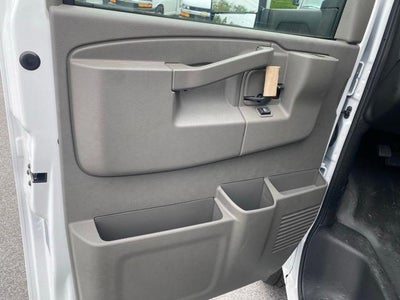 2025 Chevrolet Express Cutaway 3500 Base