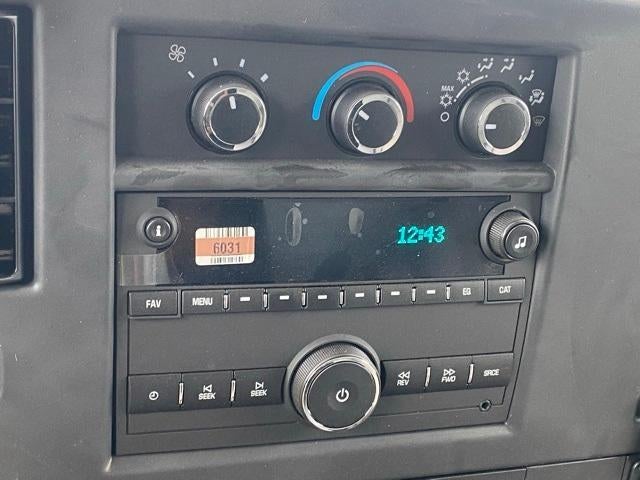 2025 Chevrolet Express Cutaway 3500 Base