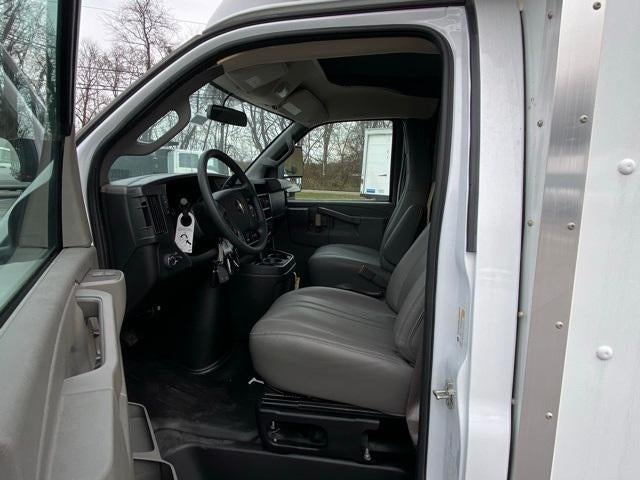 2025 Chevrolet Express Cutaway 3500 Base