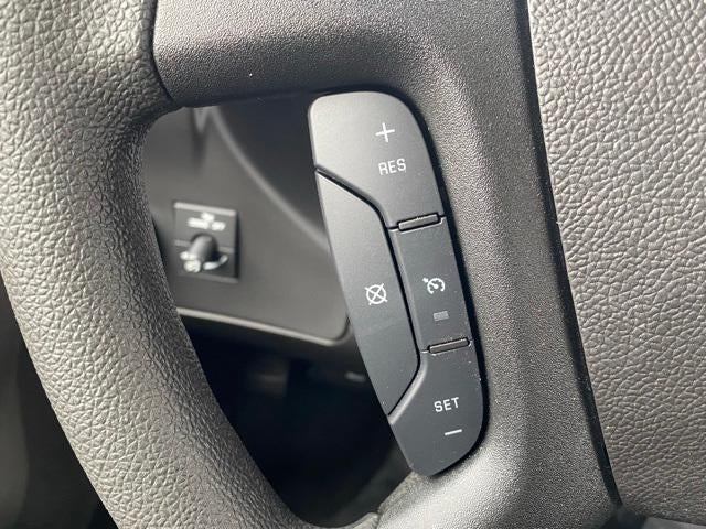 2025 Chevrolet Express Cutaway 3500 Base