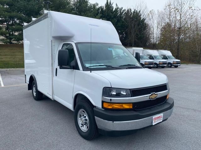 2025 Chevrolet Express Cutaway 3500 Base