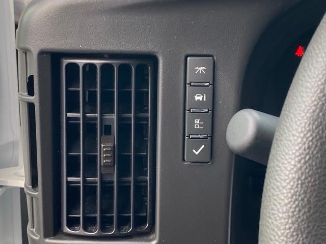 2025 Chevrolet Express Cutaway 3500 Base