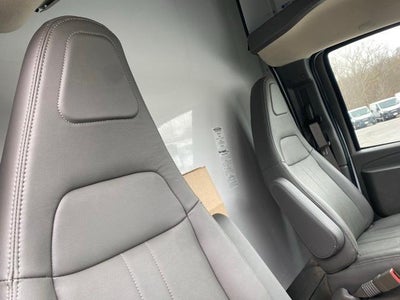 2025 Chevrolet Express Cutaway 3500 Base