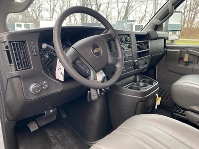 2025 Chevrolet Express Cutaway 3500 Base