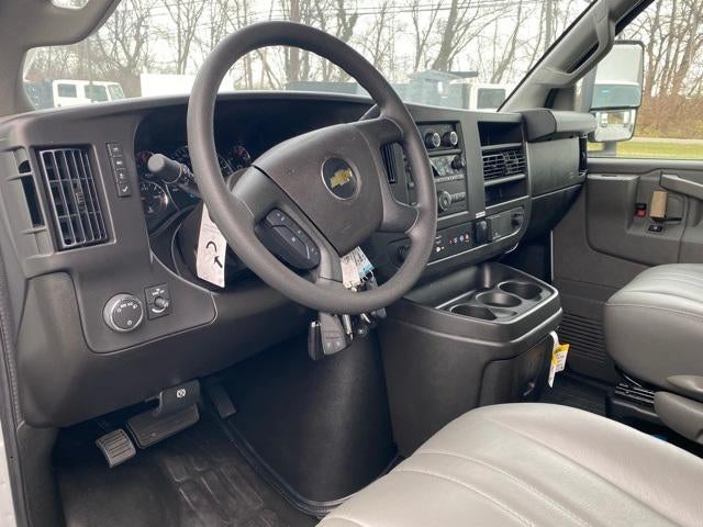 2025 Chevrolet Express Cutaway 3500 Base