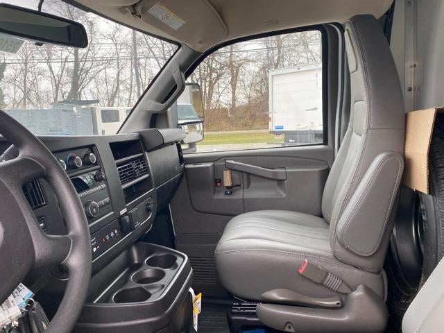 2025 Chevrolet Express Cutaway 3500 Base