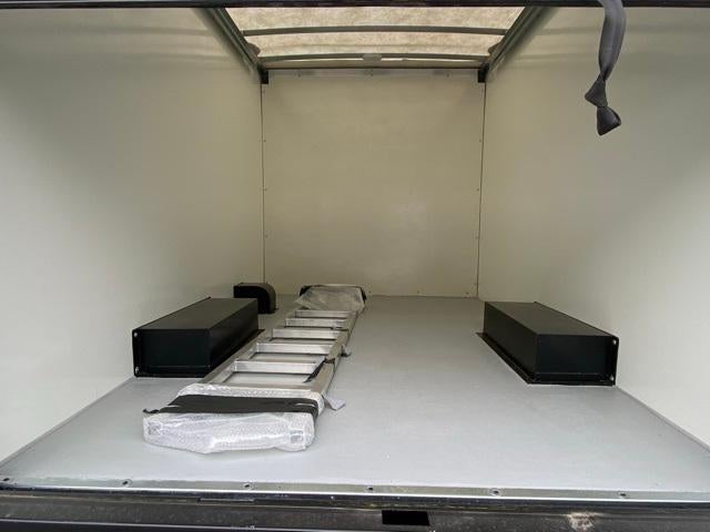 2025 Chevrolet Express Cutaway 3500 Base