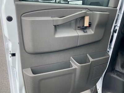 2025 Chevrolet Express Cutaway 3500 Base