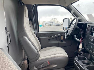 2025 Chevrolet Express Cutaway 3500 Base