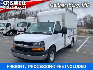 2025 Chevrolet Express Cutaway 3500 Base
