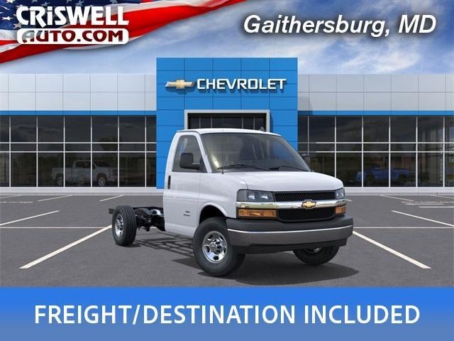 2025 Chevrolet Express Cutaway 3500 Base
