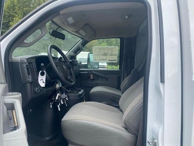 2025 Chevrolet Express Cutaway 3500 Base