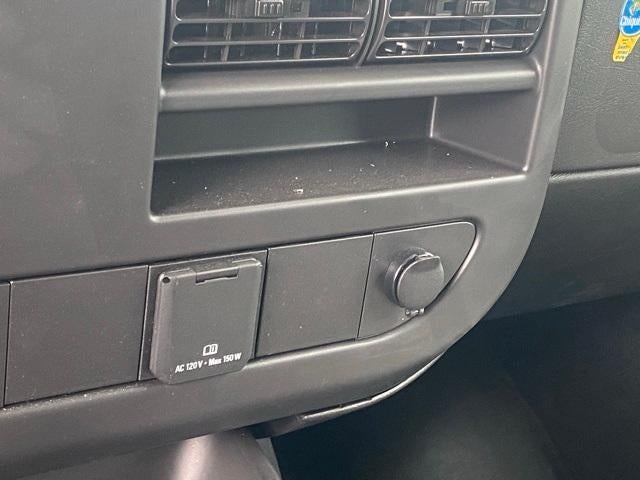 2025 Chevrolet Express Cutaway 3500 Base