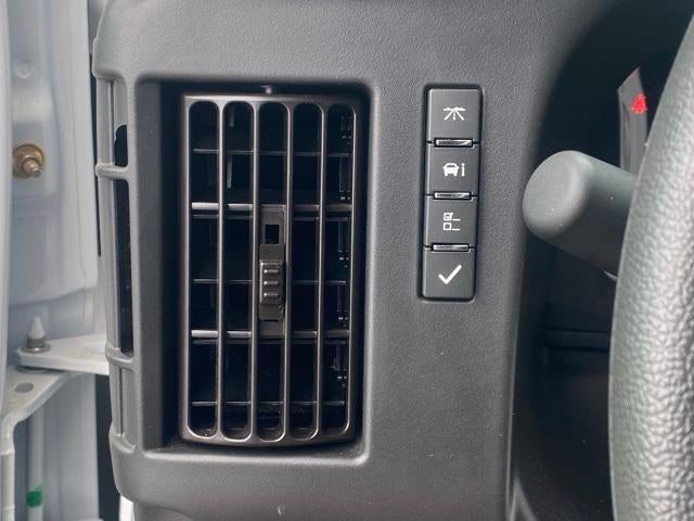 2025 Chevrolet Express Cutaway 3500 Base