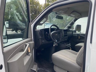 2025 Chevrolet Express Cutaway 3500 Base