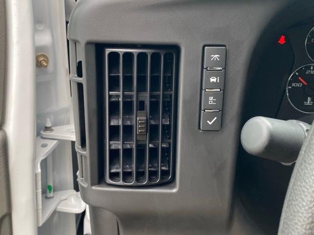 2025 Chevrolet Express Cutaway 3500 Base