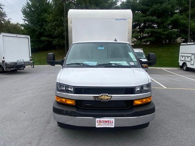 2025 Chevrolet Express Cutaway 3500 Base