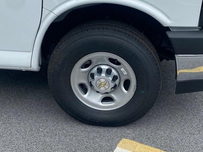 2025 Chevrolet Express Cutaway 3500 Base