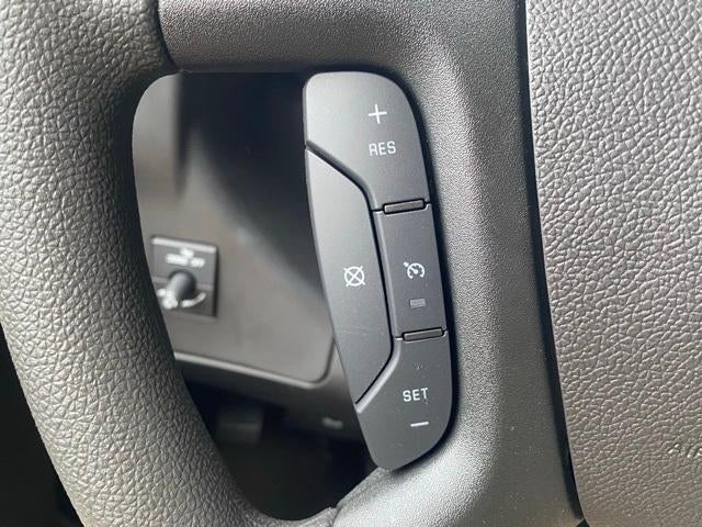 2025 Chevrolet Express Cutaway 3500 Base