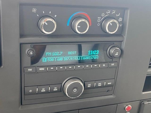 2025 Chevrolet Express Cutaway 3500 Base