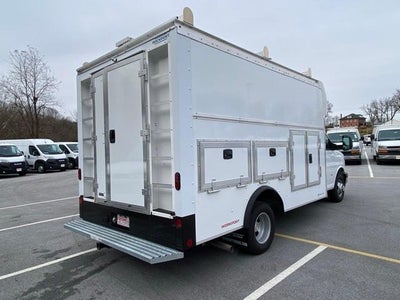 2025 Chevrolet Express Cutaway 3500 Base