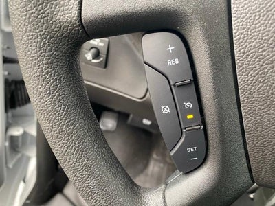 2025 Chevrolet Express Cutaway 3500 Base