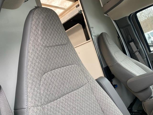 2025 Chevrolet Express Cutaway 3500 Base