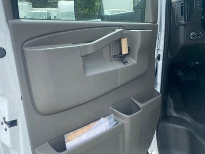 2025 Chevrolet Express Cutaway 4500 Base