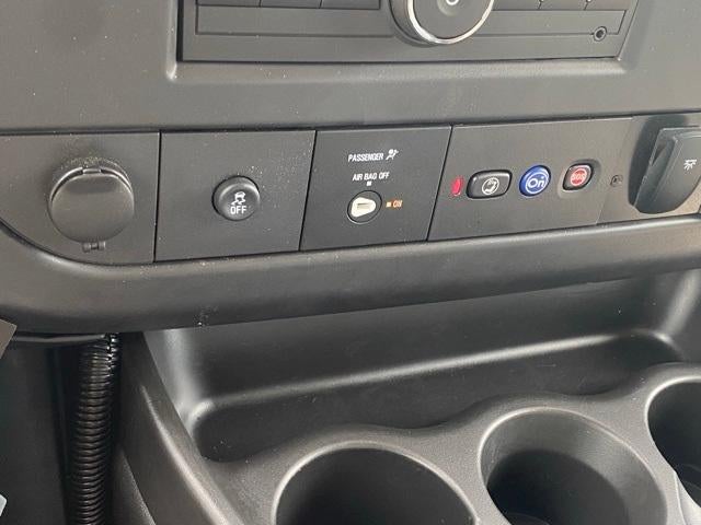 2025 Chevrolet Express Cutaway 4500 Base