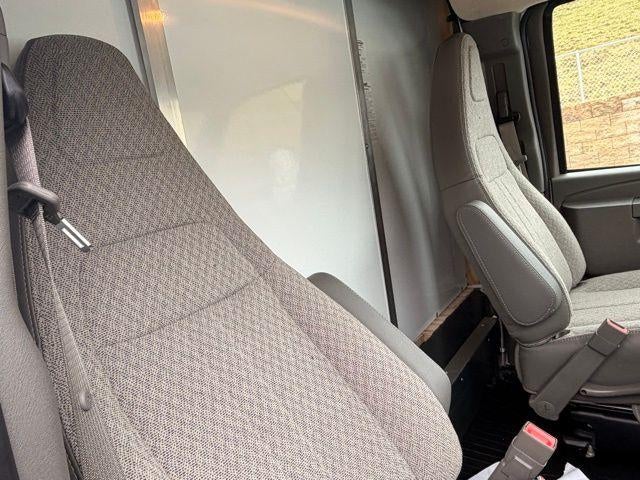 2026 Chevrolet Express Cutaway 4500 Base