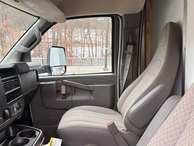 2026 Chevrolet Express Cutaway 4500 Base