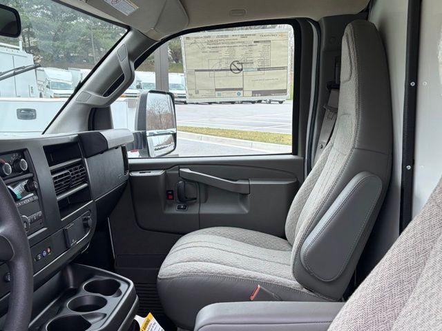 2026 Chevrolet Express Cutaway 4500 Base
