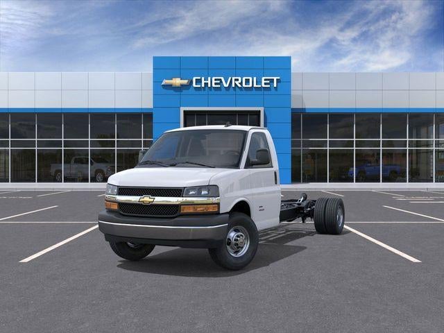 2026 Chevrolet Express Cutaway 4500 Base