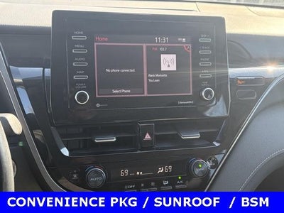 2022 Toyota Camry SE